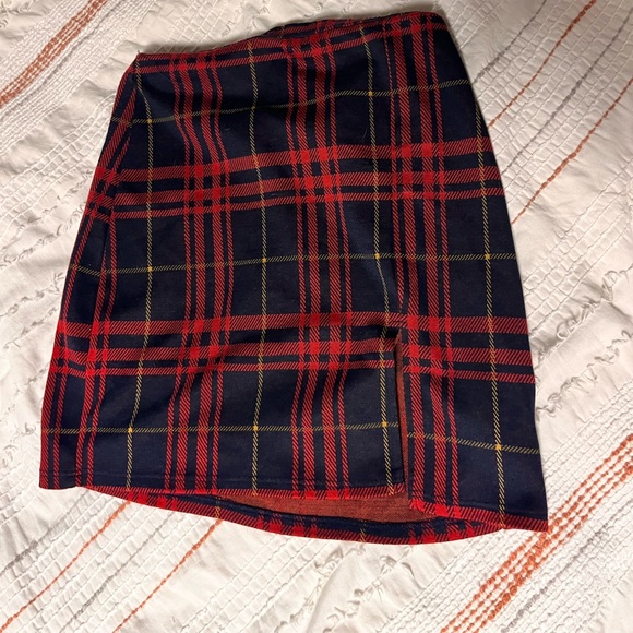 Eclipse skirt! - Picture 1 of 2